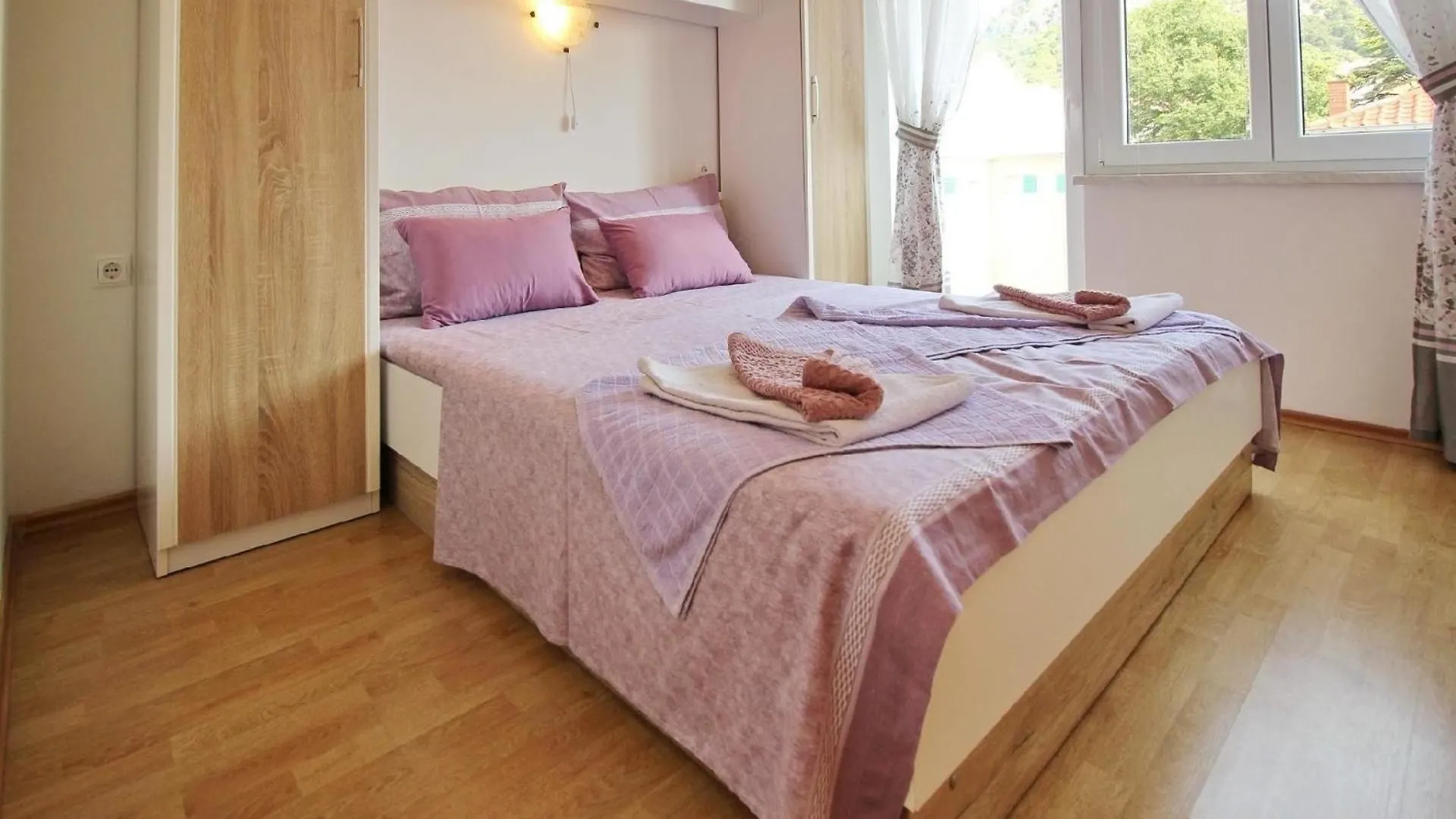 Apartment Appartement In Baska Mit Eigenem Balkon